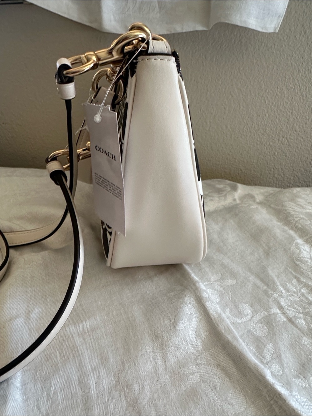 COACH Teri Shoulder Bag In Signature Canvas - Picture 7 of 9